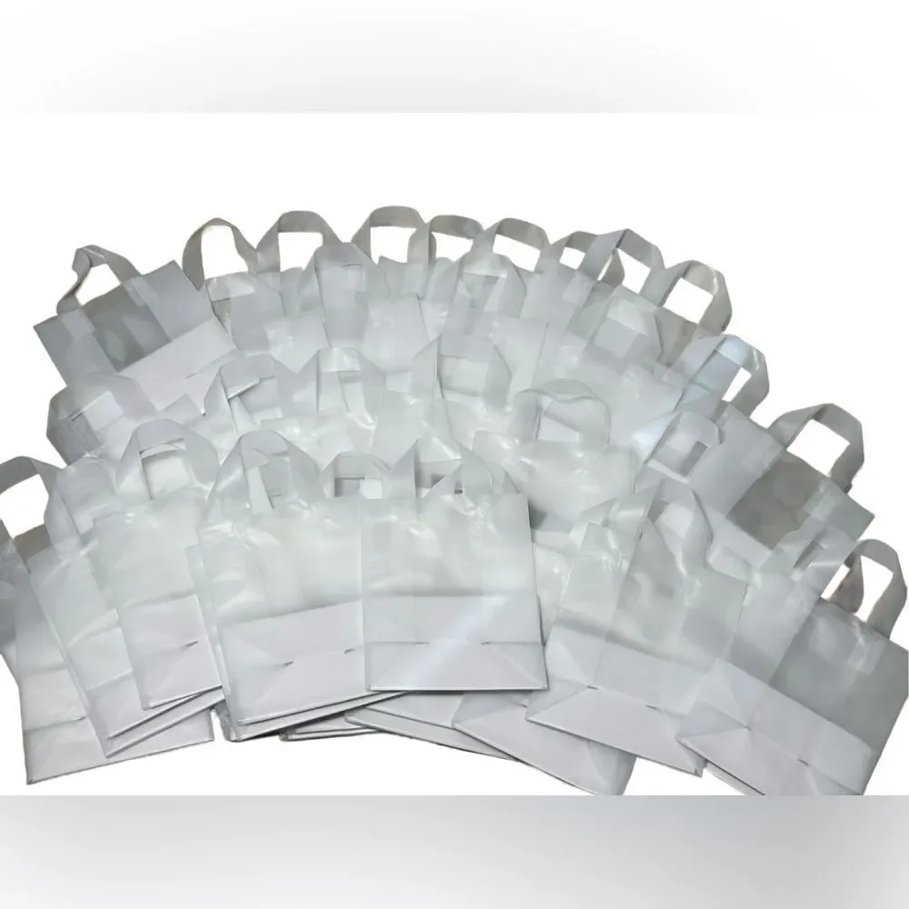 40 Opaque Party Bags/Gift Bags